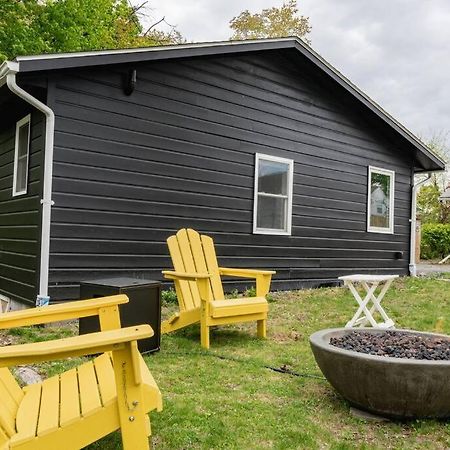 Campfire Cottage Fireplace, Fire Pit & No Chores! Kingston Εξωτερικό φωτογραφία