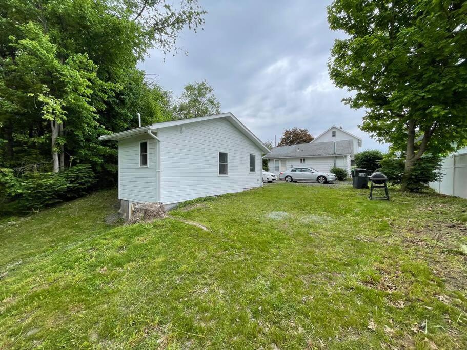 Campfire Cottage Fireplace, Fire Pit & No Chores! Kingston Εξωτερικό φωτογραφία