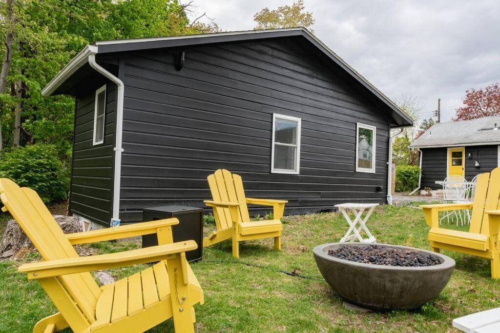 Campfire Cottage Fireplace, Fire Pit & No Chores! Kingston Εξωτερικό φωτογραφία
