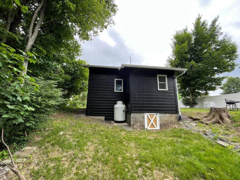 Campfire Cottage Fireplace, Fire Pit & No Chores! Kingston Εξωτερικό φωτογραφία