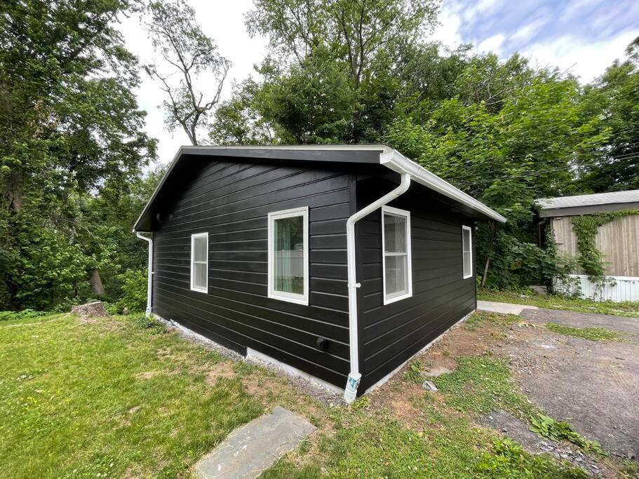 Campfire Cottage Fireplace, Fire Pit & No Chores! Kingston Εξωτερικό φωτογραφία
